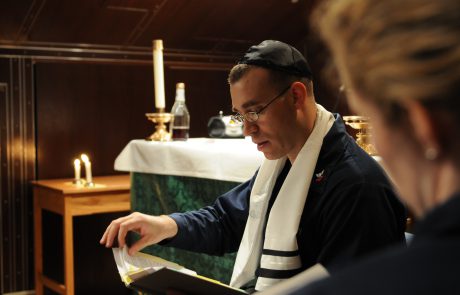 What to Expect at a Reform Shabbat Service