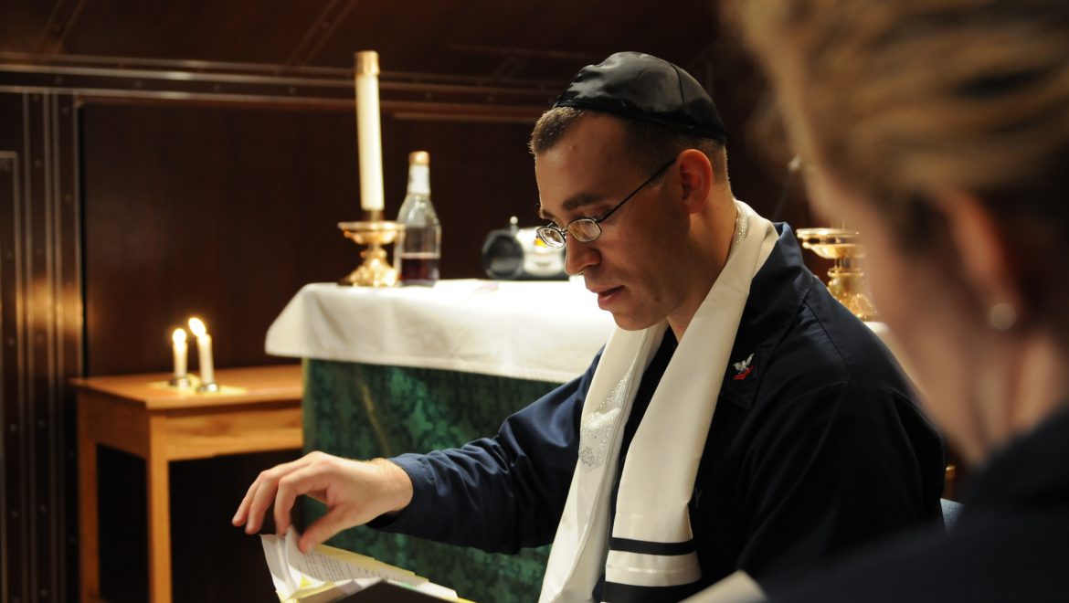 What to Expect at a Reform Shabbat Service